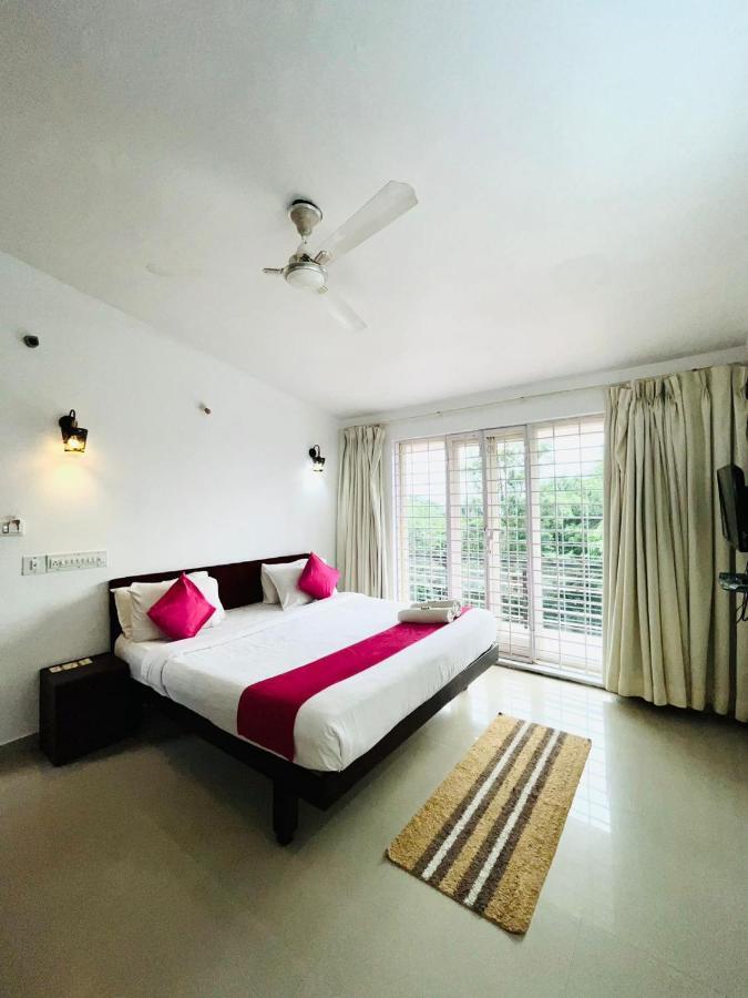 Red Stone Villas Coorg Мадикери Екстериор снимка