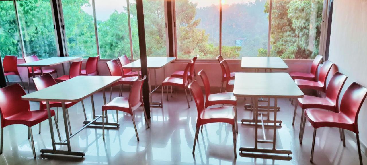 Red Stone Villas Coorg Мадикери Екстериор снимка