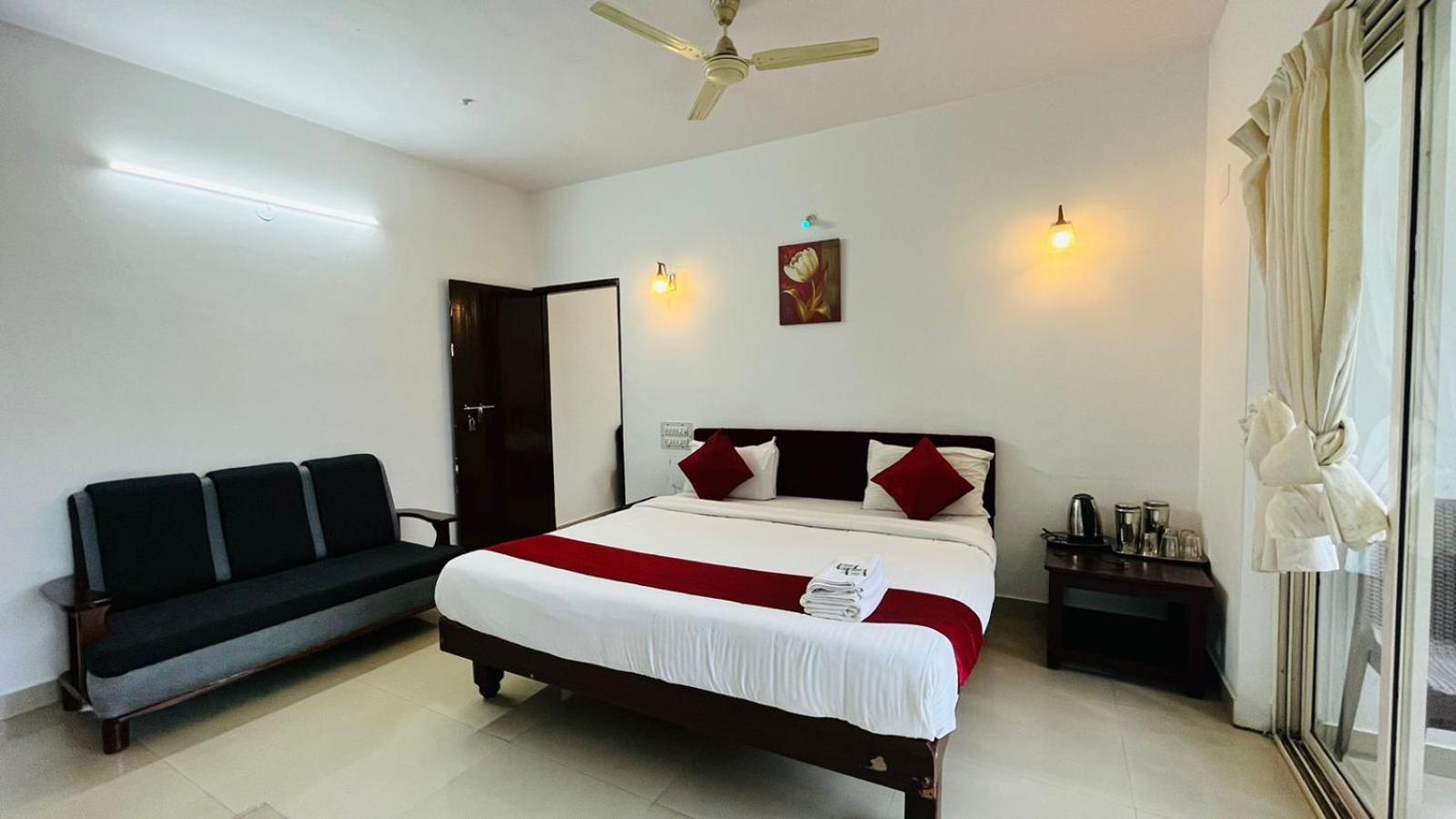 Red Stone Villas Coorg Мадикери Екстериор снимка